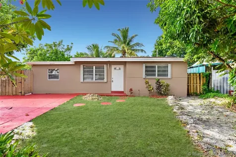 6409 SW 21st Street Miramar FL 33023