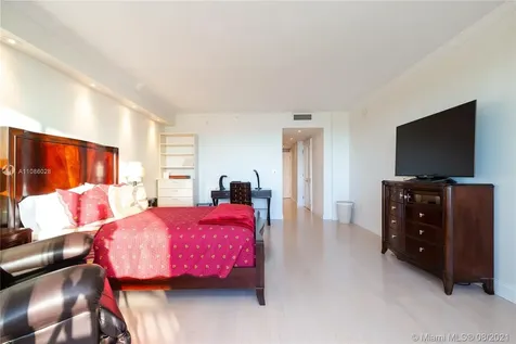 3350 SW 27th Avenue Miami FL 33133