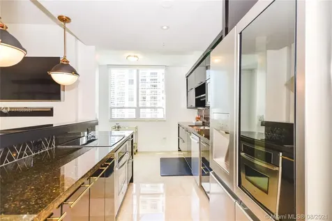 801 Brickell Key Boulevard Miami FL 33131