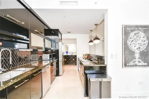801 Brickell Key Boulevard Miami FL 33131