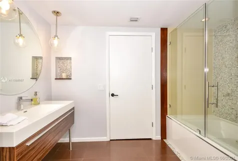 801 Brickell Key Boulevard Miami FL 33131