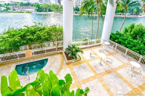 801 Brickell Key Boulevard Miami FL 33131