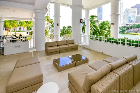 801 Brickell Key Boulevard Miami FL 33131