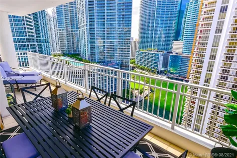 801 Brickell Key Boulevard Miami FL 33131