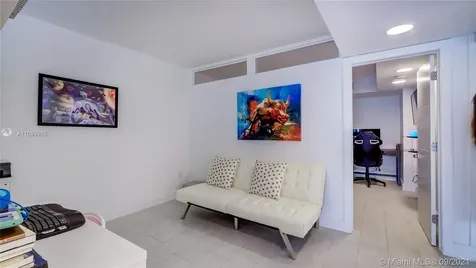 600 Grapetree Drive Key Biscayne FL 33149