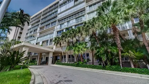 600 Grapetree Drive Key Biscayne FL 33149