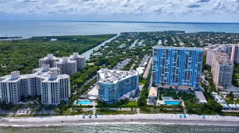 600 Grapetree Drive Key Biscayne FL 33149