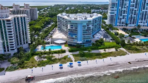 600 Grapetree Drive Key Biscayne FL 33149