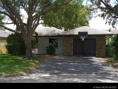 2334 NW 87th Drive Coral Springs FL 33065
