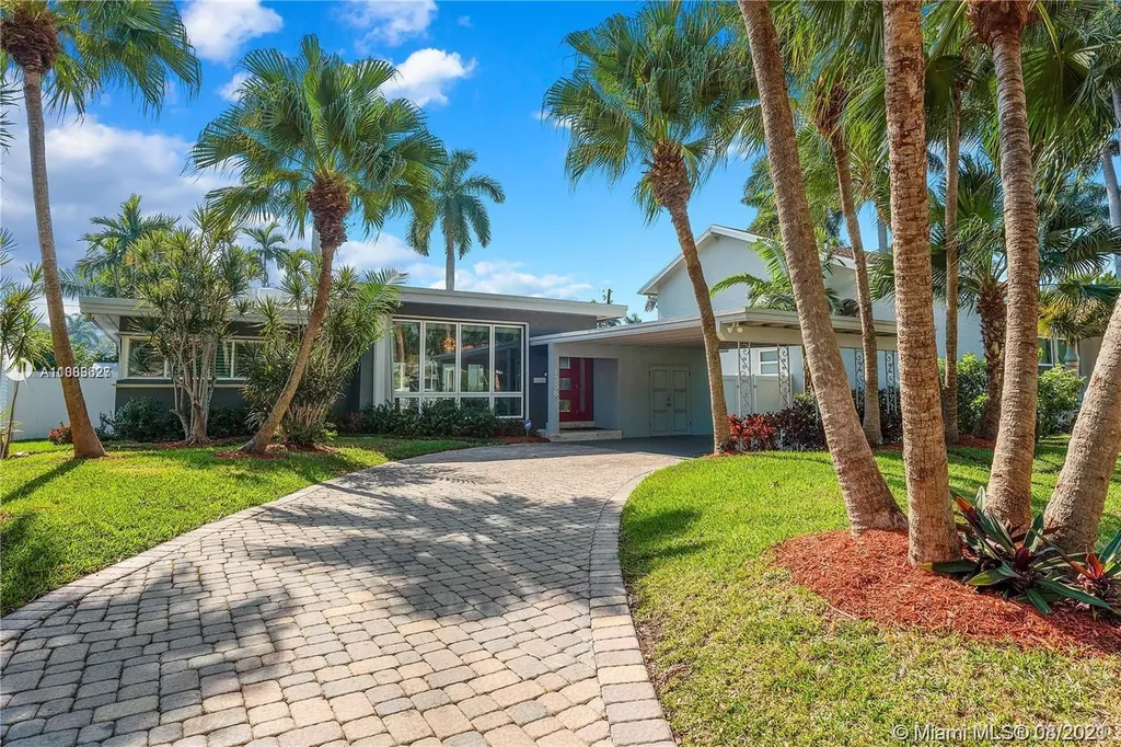 1338 Van Buren Street Hollywood FL 33019