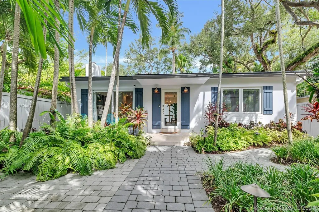 2421 Inagua Avenue Miami FL 33133