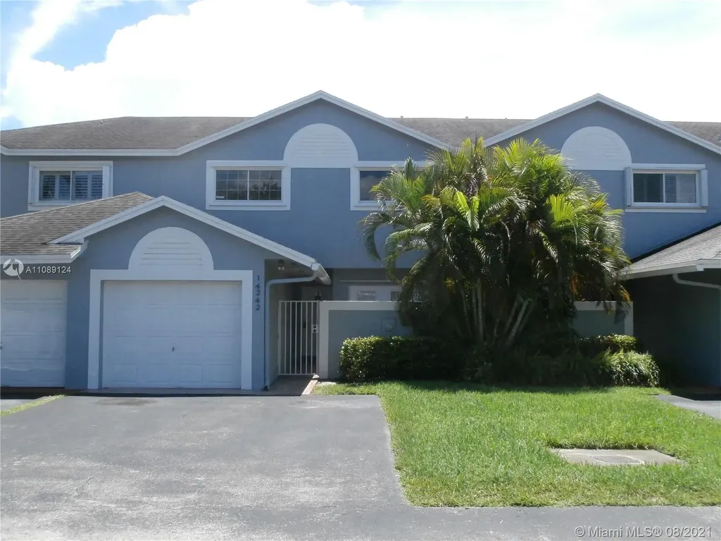14242 SW 96th Terrace Miami FL 33186