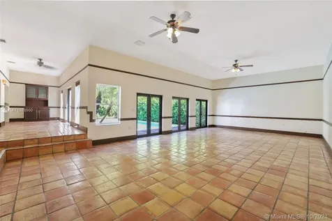 3871 S Le Jeune Road Coconut Grove FL 33146