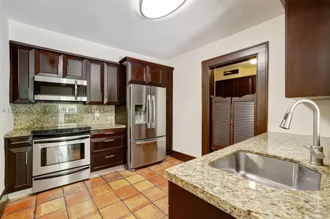 3871 S Le Jeune Road Coconut Grove FL 33146
