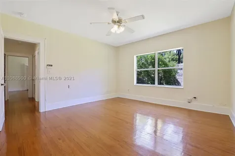 3871 S Le Jeune Road Coconut Grove FL 33146