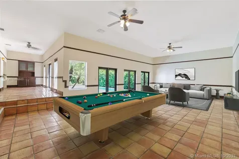 3871 S Le Jeune Road Coconut Grove FL 33146