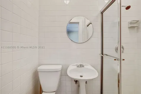 3871 S Le Jeune Road Coconut Grove FL 33146