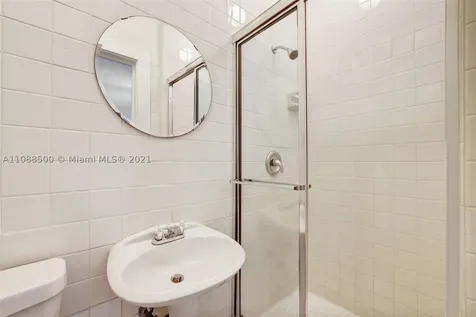 3871 S Le Jeune Road Coconut Grove FL 33146