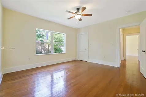 3871 S Le Jeune Road Coconut Grove FL 33146
