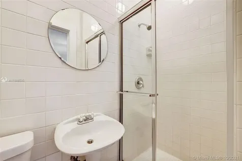 3871 S Le Jeune Road Coconut Grove FL 33146