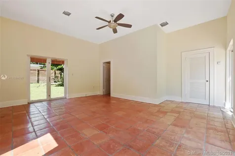 3871 S Le Jeune Road Coconut Grove FL 33146