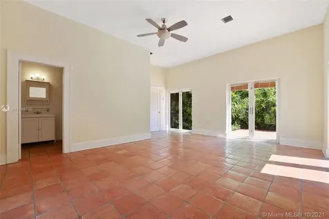 3871 S Le Jeune Road Coconut Grove FL 33146