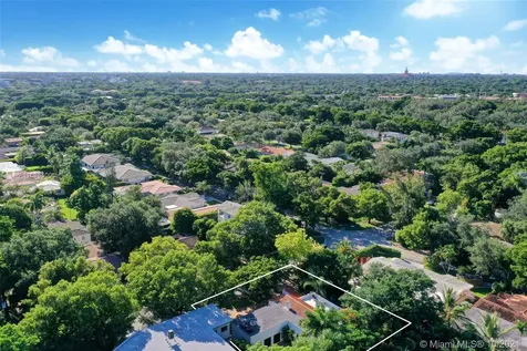 3871 S Le Jeune Road Coconut Grove FL 33146