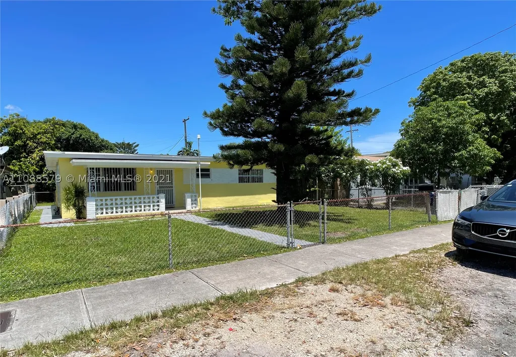 1121 NW 104th Street Miami FL 33150