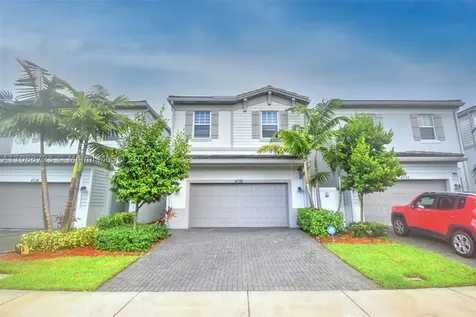 4732 NW 48th Terrace Tamarac FL 33319