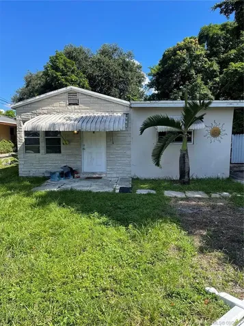 5733 Pierce Street Hollywood FL 33021