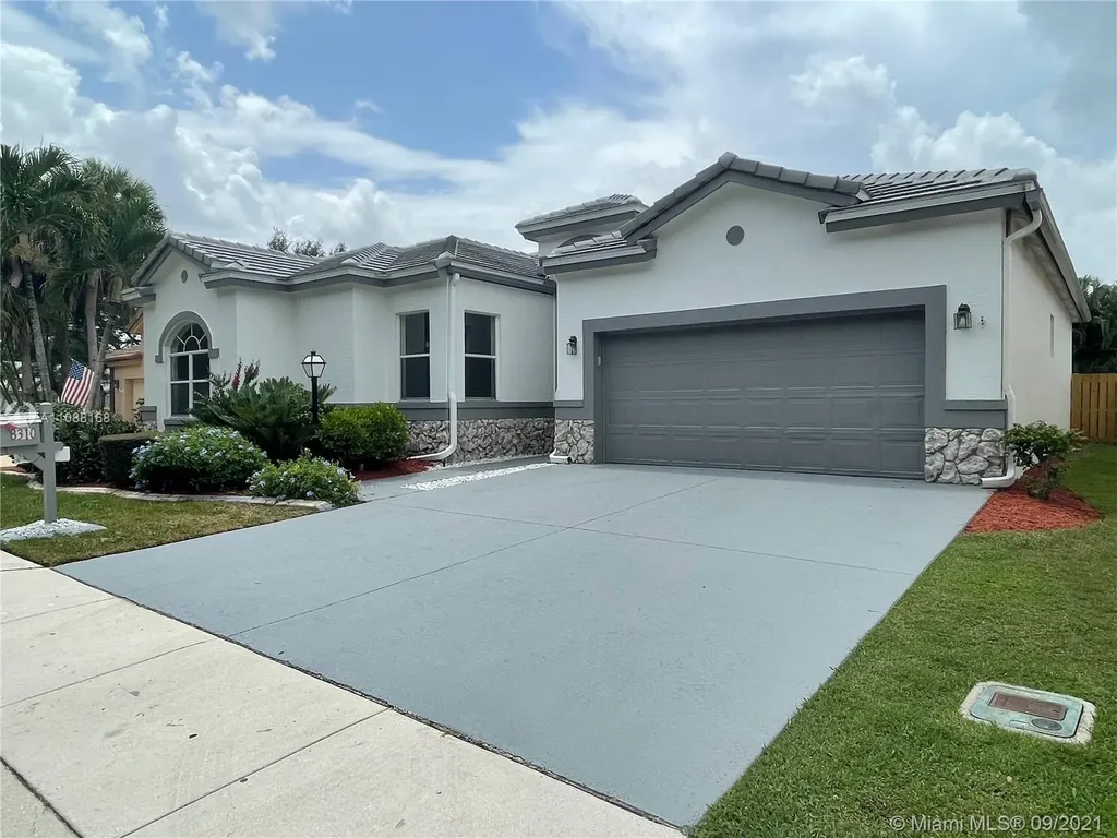 8310 Lake Cypress Road Lake Worth FL 33467