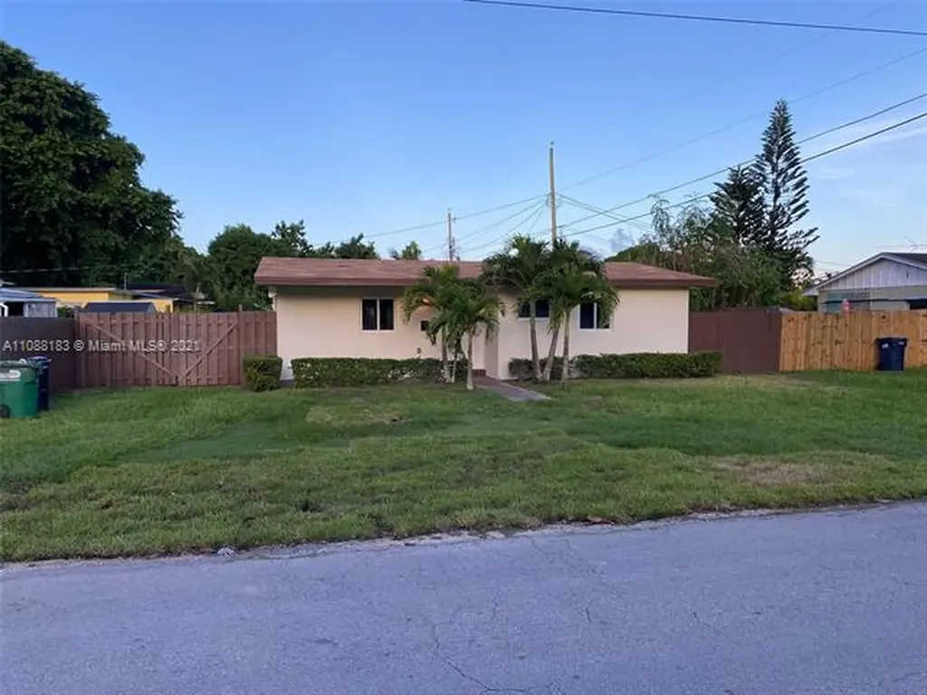 1495 NE 8th Avenue Homestead FL 33030