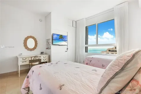 251 Crandon Boulevard Key Biscayne FL 33149