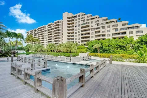 251 Crandon Boulevard Key Biscayne FL 33149