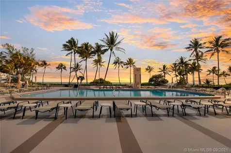 251 Crandon Boulevard Key Biscayne FL 33149