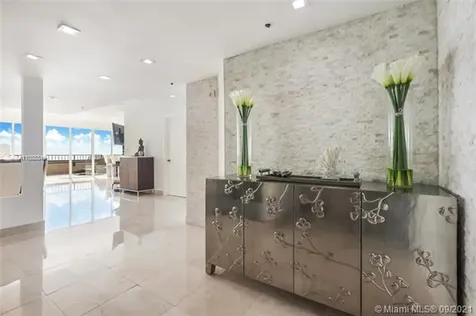 251 Crandon Boulevard Key Biscayne FL 33149