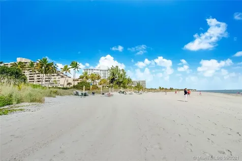 251 Crandon Boulevard Key Biscayne FL 33149