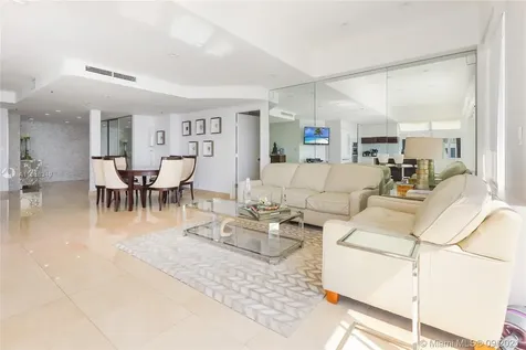 251 Crandon Boulevard Key Biscayne FL 33149