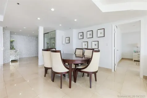 251 Crandon Boulevard Key Biscayne FL 33149