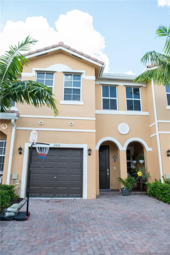2436 SE 15th Street Homestead FL 33035
