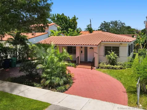 4263 SW 13th Street Miami FL 33134