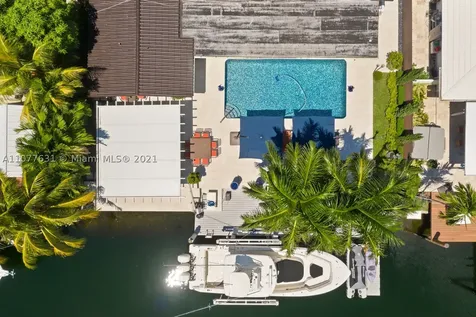13195 Biscayne Island Terrace North Miami FL 33181