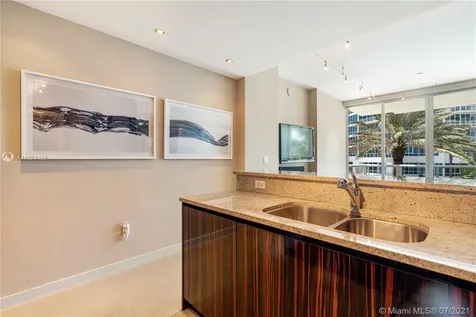 50 S Pointe Drive Miami Beach FL 33139