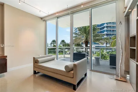 50 S Pointe Drive Miami Beach FL 33139