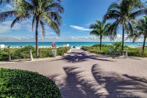 50 S Pointe Drive Miami Beach FL 33139