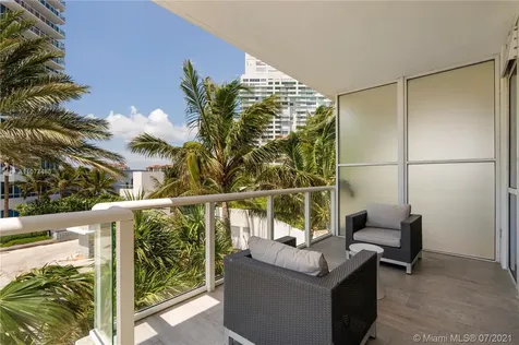 50 S Pointe Drive Miami Beach FL 33139