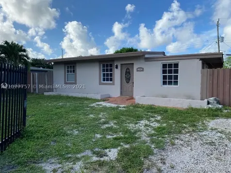 4570 SW 39th Street West Park FL 33023