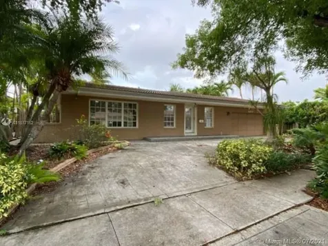2350 Arch Creek Drive North Miami FL 33181