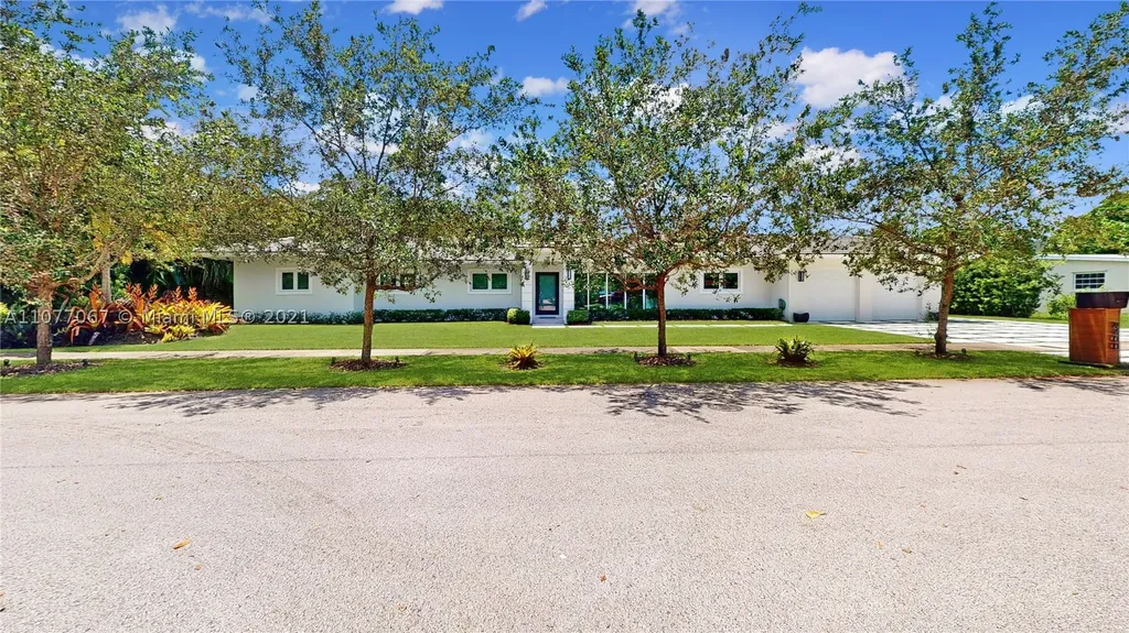 9400 SW 80th Avenue Miami FL 33156