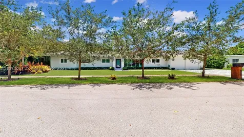9400 SW 80th Avenue Miami FL 33156